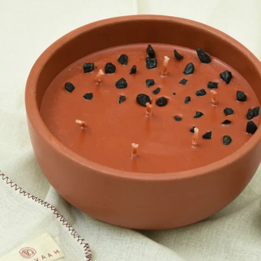 rain gili mitti soy candle 3