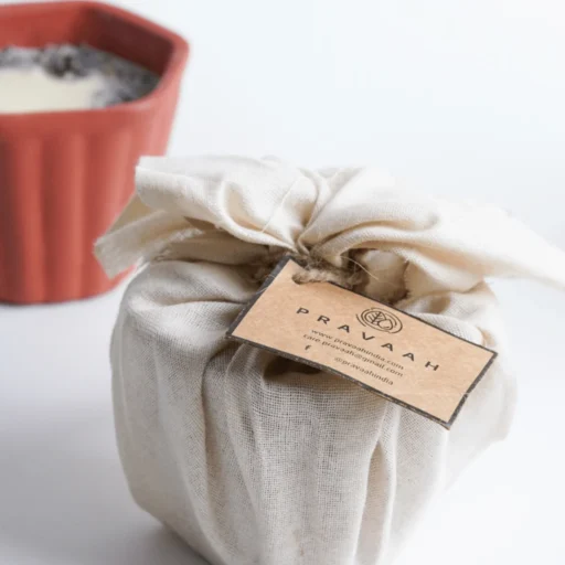 sukoon lavender hemp soy candle 2