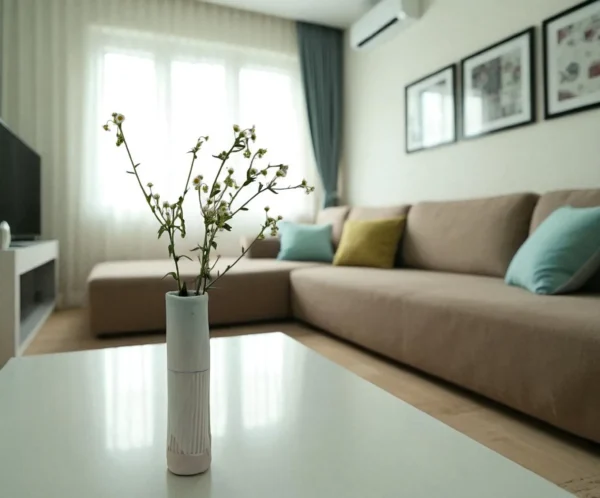 Lilting Grove Vase - Image 3
