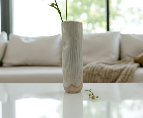 Lilting Reed Vase - Image 4