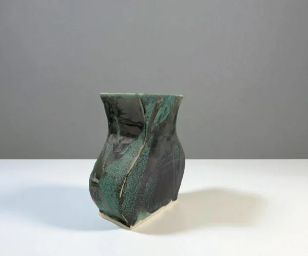 Rainshadow Bloom Vase - Image 4