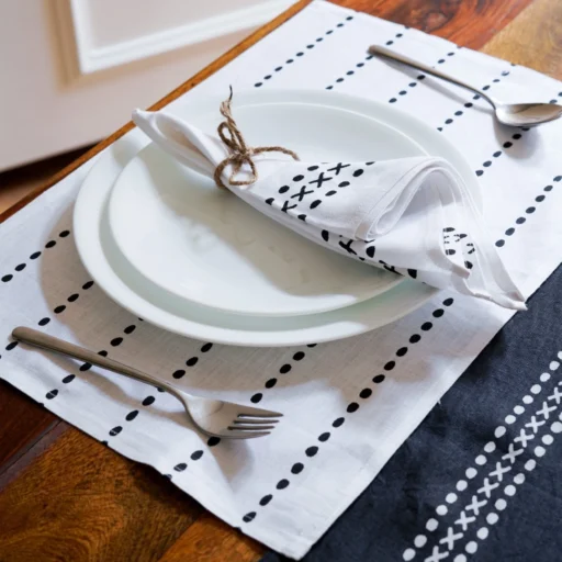 Himadri Table Linen Set (4)