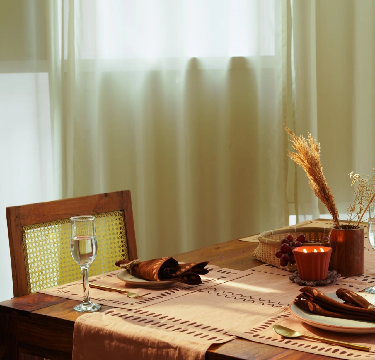 Nantara Table Linen Set 4 Nantara Table Linen Set (4)