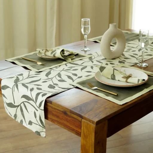 Pahi Table Linen Set  (3)