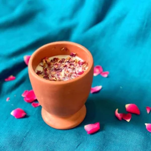 Rowan British Rose Sandalwood Soy Candle (1)