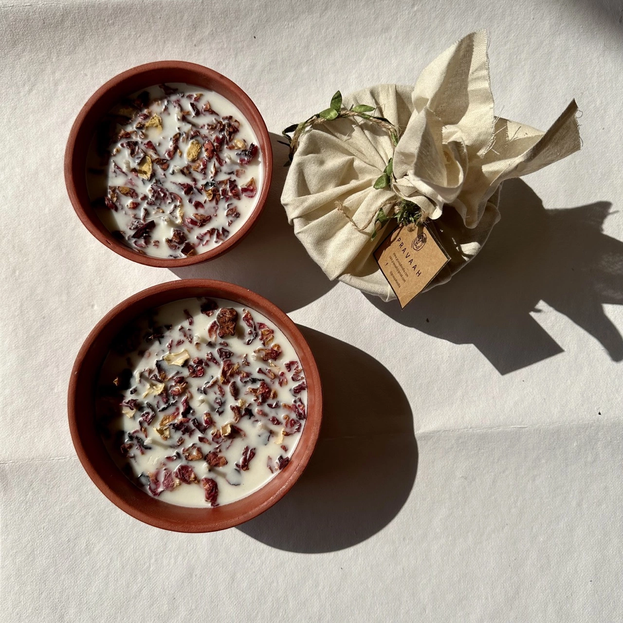 Rowan Sandalwood Soy Candle Signature Size 4 Rowan Sandalwood Soy Candle XL (3)